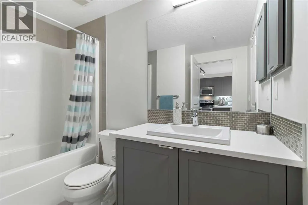 128, 25 Auburn Meadows Avenue SE