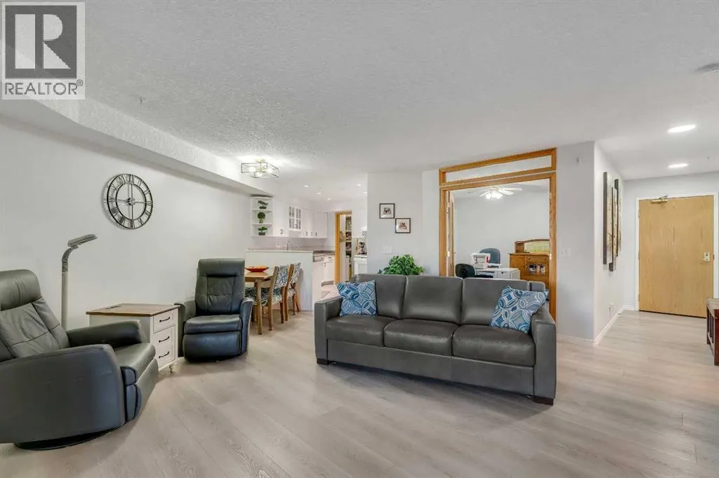 122, 7229 Sierra Morena Boulevard SW