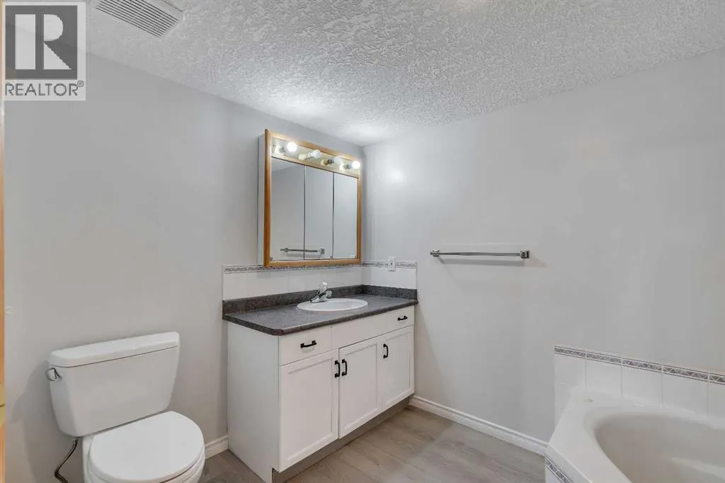 122, 7229 Sierra Morena Boulevard SW