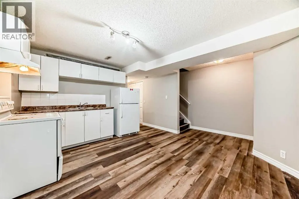 121 Martin Crossing Manor NE