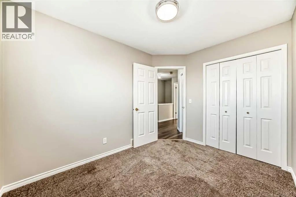 121 Martin Crossing Manor NE