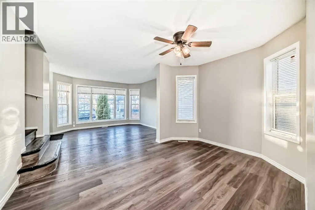 121 Martin Crossing Manor NE