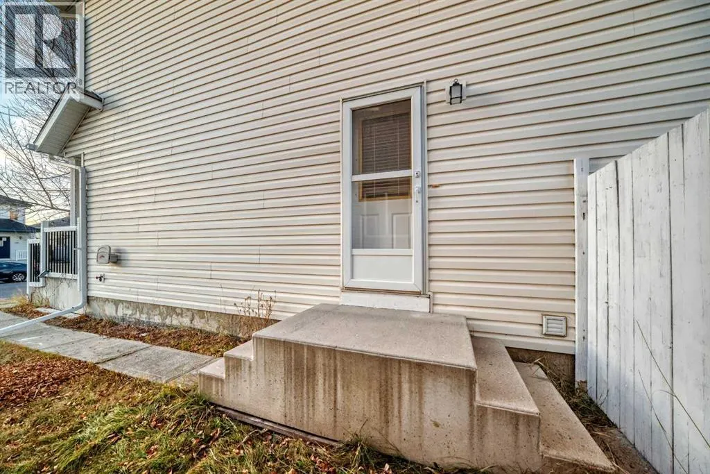 121 Martin Crossing Manor NE