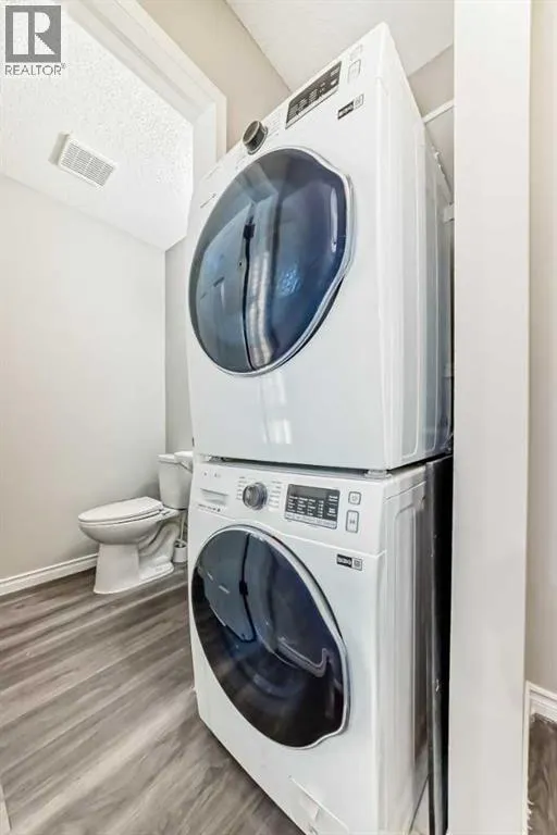 121 Martin Crossing Manor NE