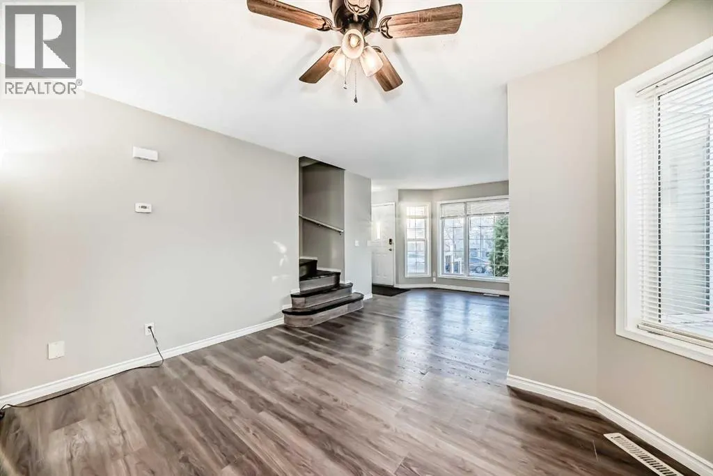 121 Martin Crossing Manor NE