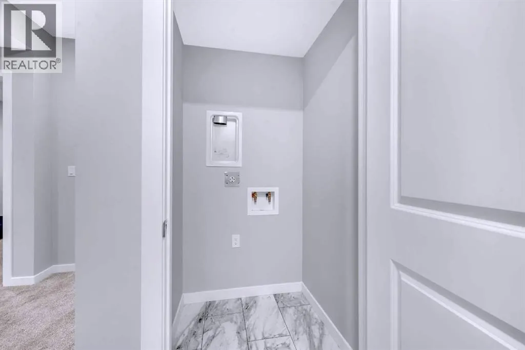 154 Silver Spruce Grove SW