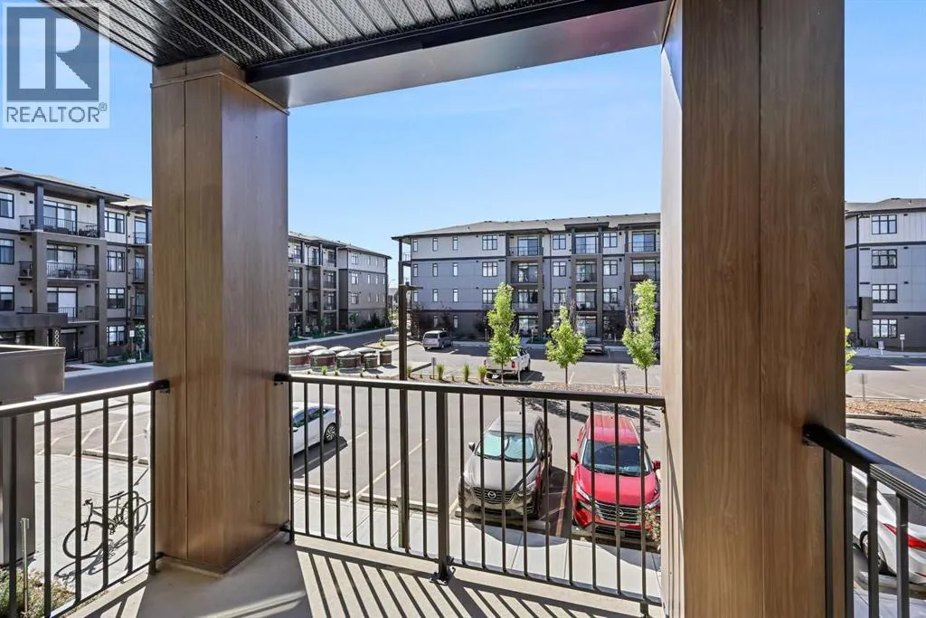 5207, 200 Seton Circle SE