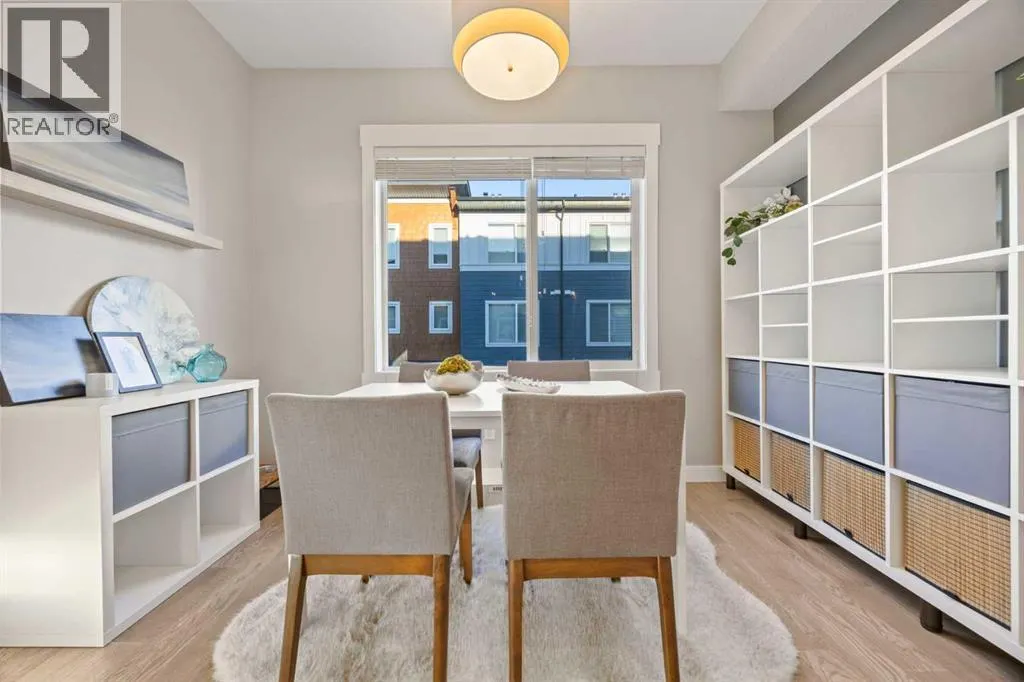 58, 111 Rainbow Falls Gate