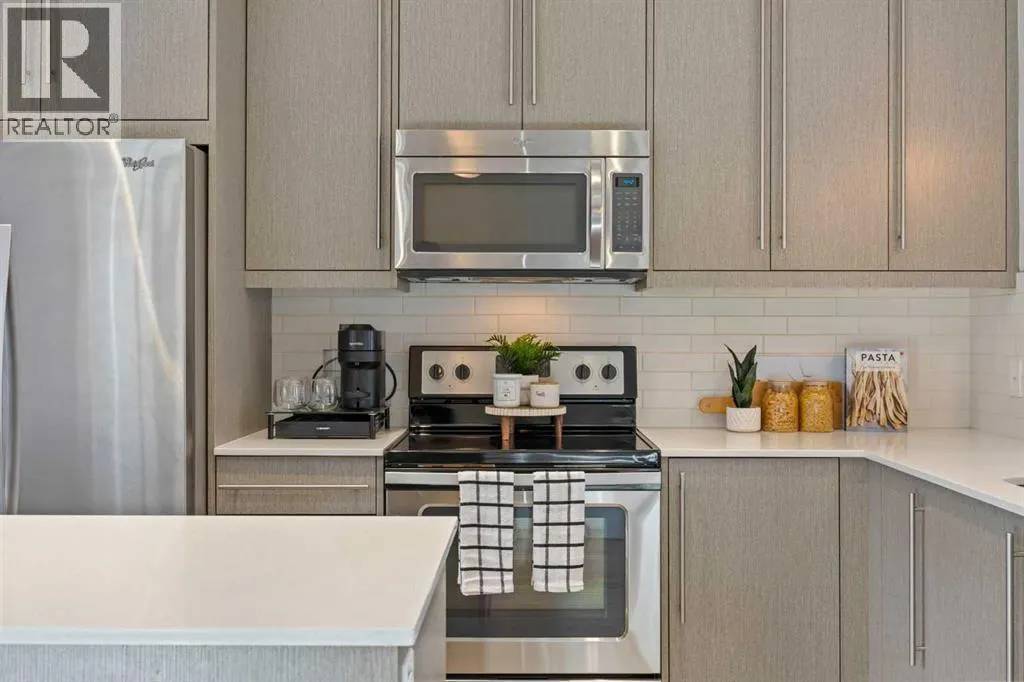 58, 111 Rainbow Falls Gate