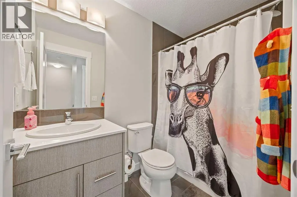 58, 111 Rainbow Falls Gate