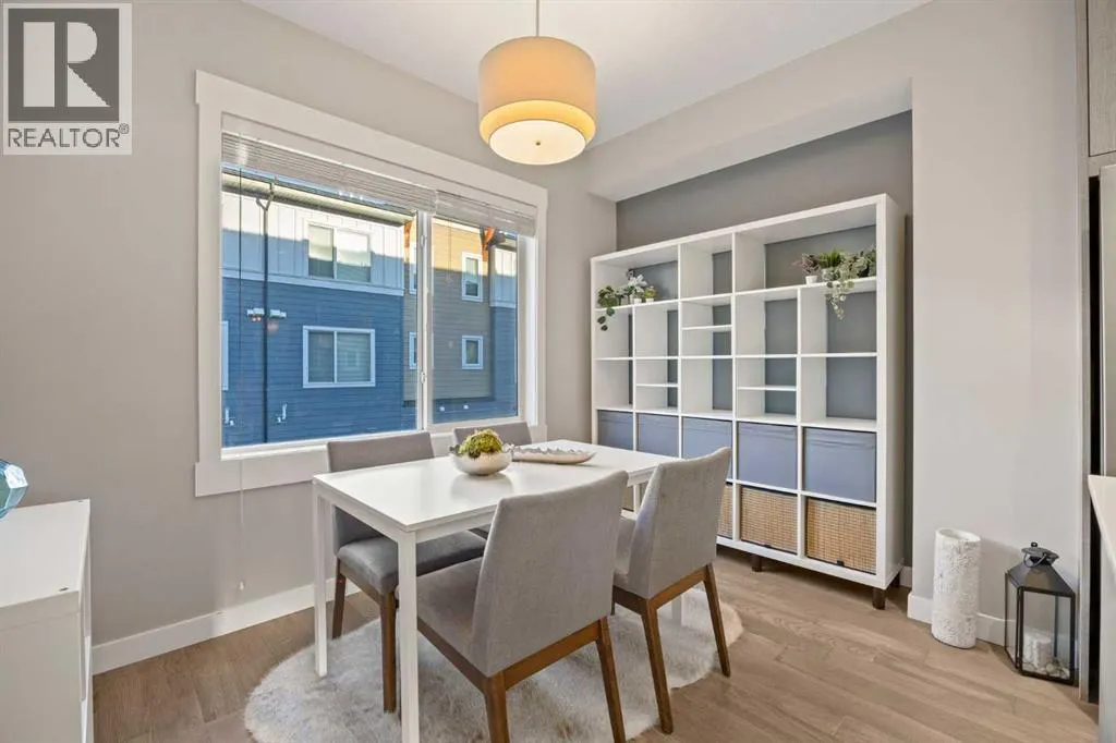 58, 111 Rainbow Falls Gate