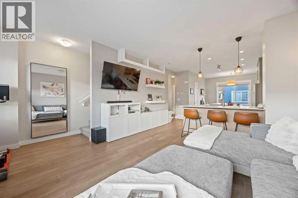 58, 111 Rainbow Falls Gate