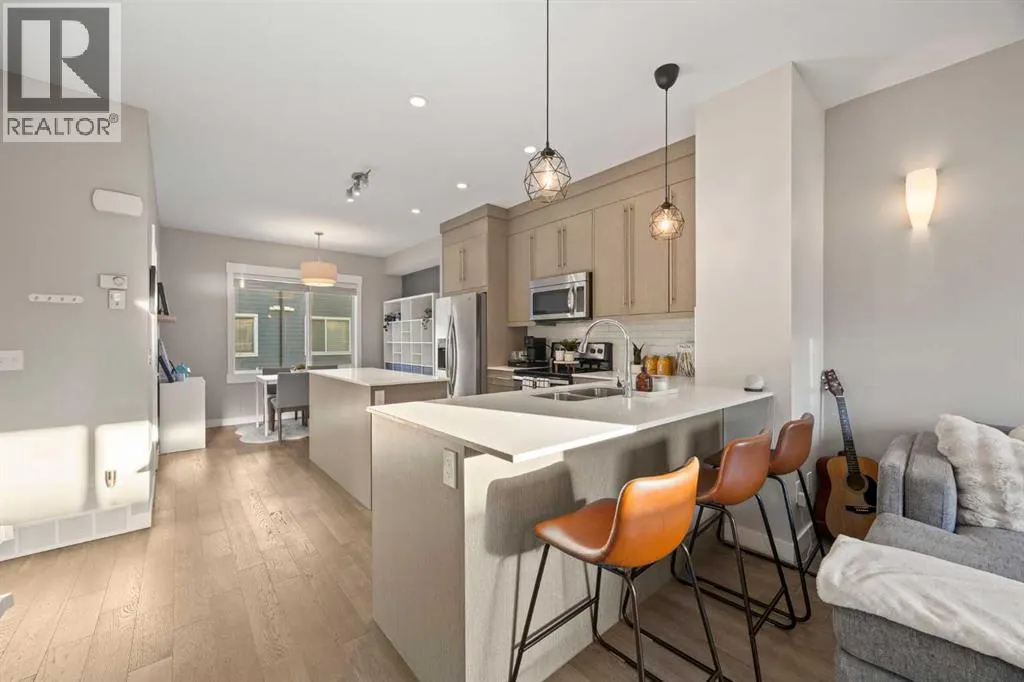 58, 111 Rainbow Falls Gate