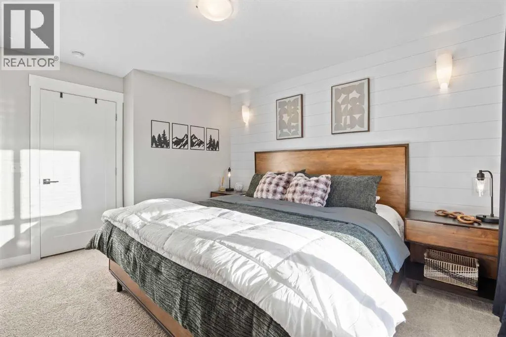 58, 111 Rainbow Falls Gate