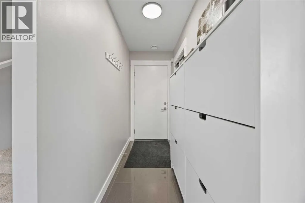 58, 111 Rainbow Falls Gate