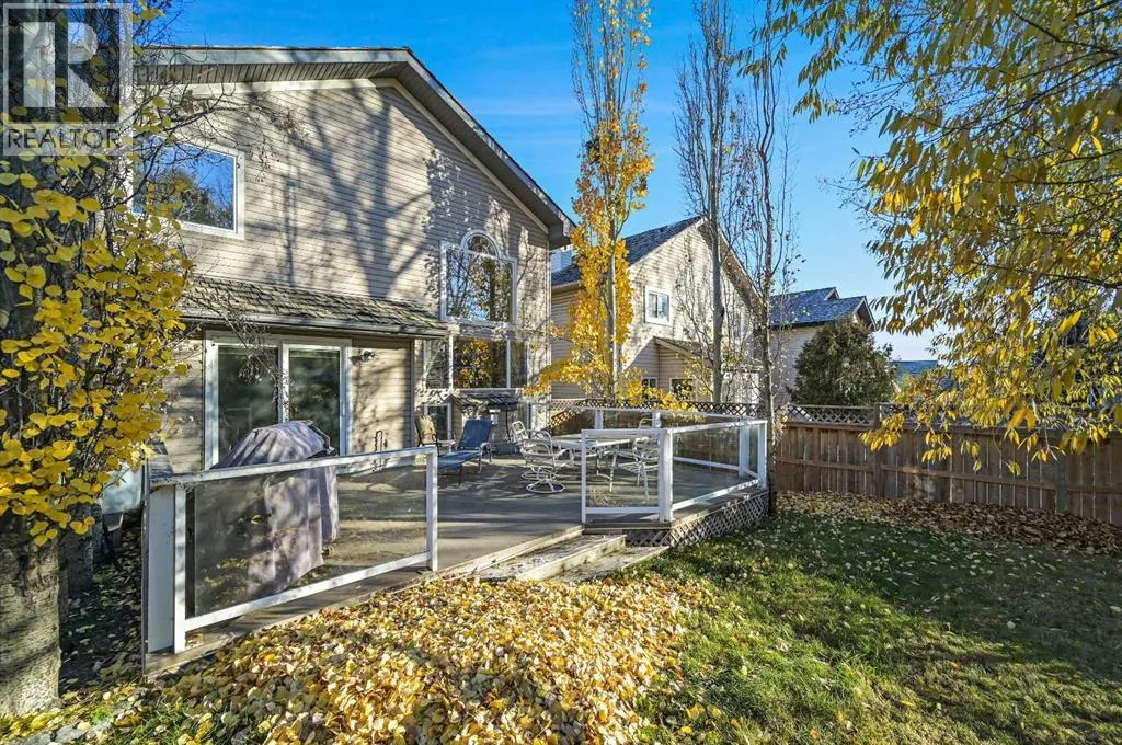 114 Valley Ponds Crescent NW