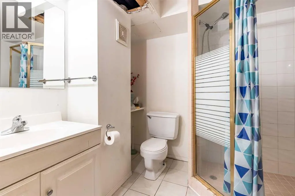 2555 & 2557 Thompson Crescent SE