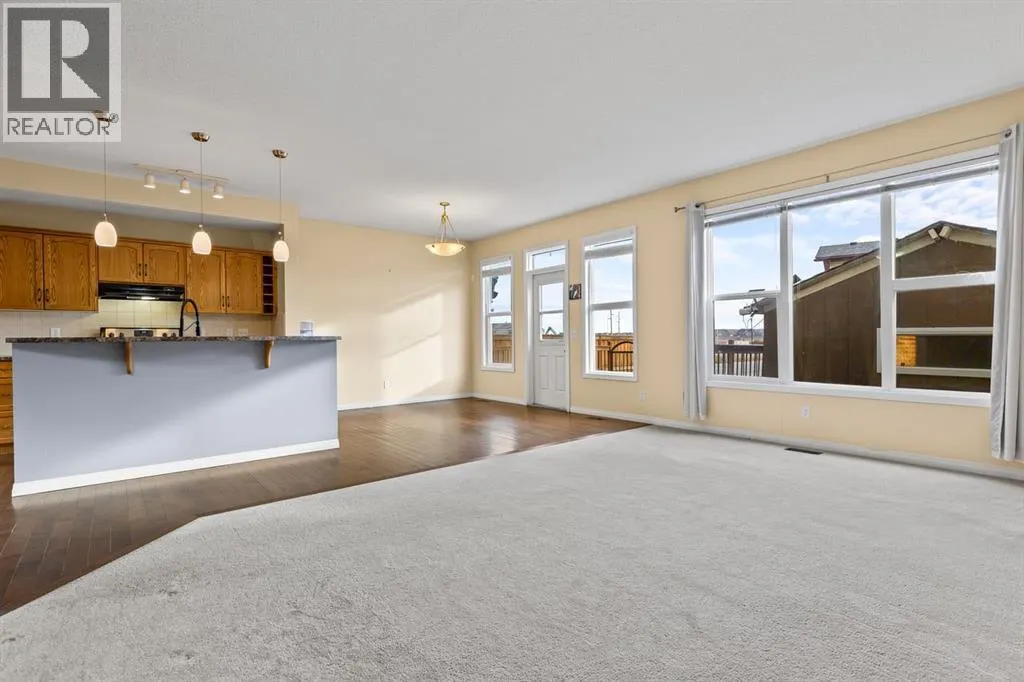 1043 Copperfield Boulevard SE