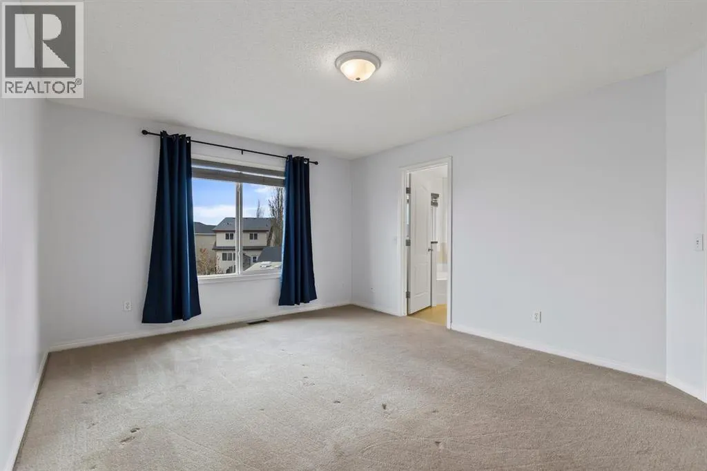 1043 Copperfield Boulevard SE