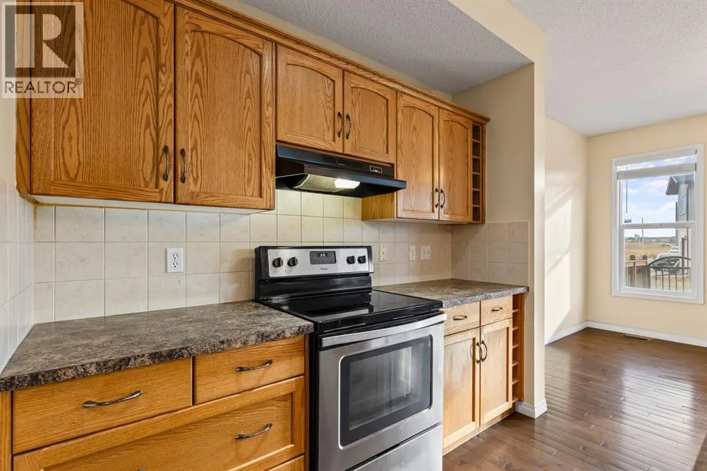 1043 Copperfield Boulevard SE