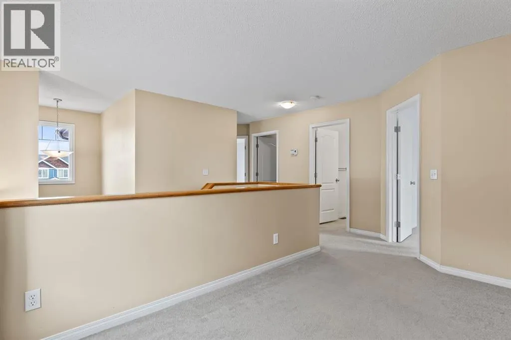 1043 Copperfield Boulevard SE