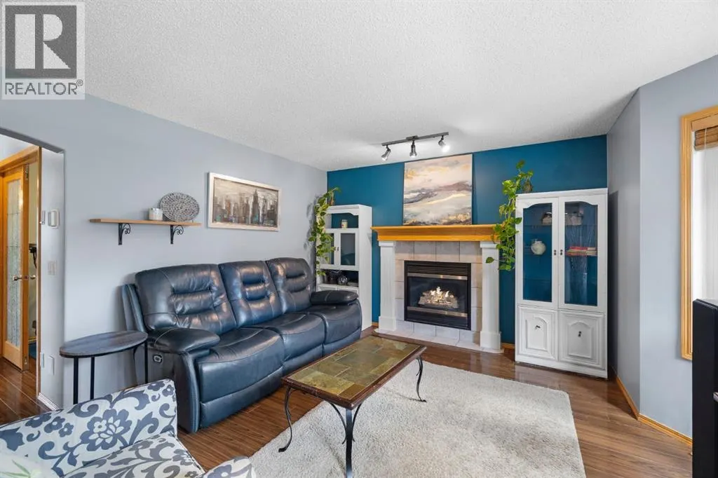 168 Fairways Drive NW