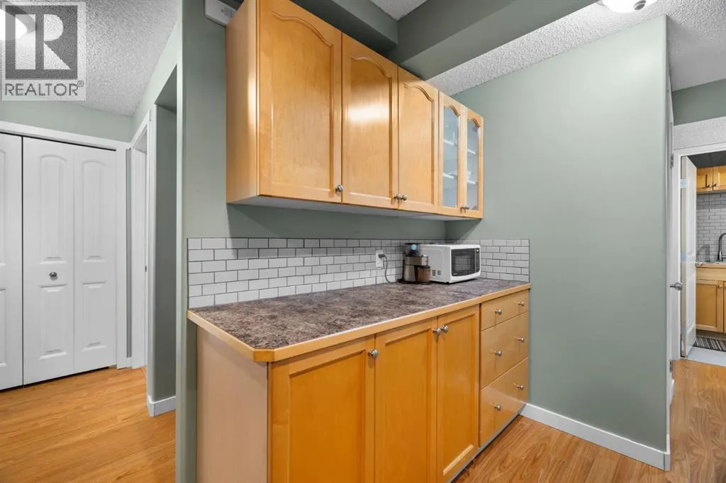 168 Fairways Drive NW