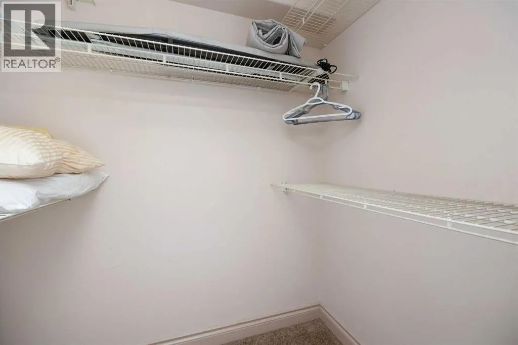 2308, 38 Riedel Street