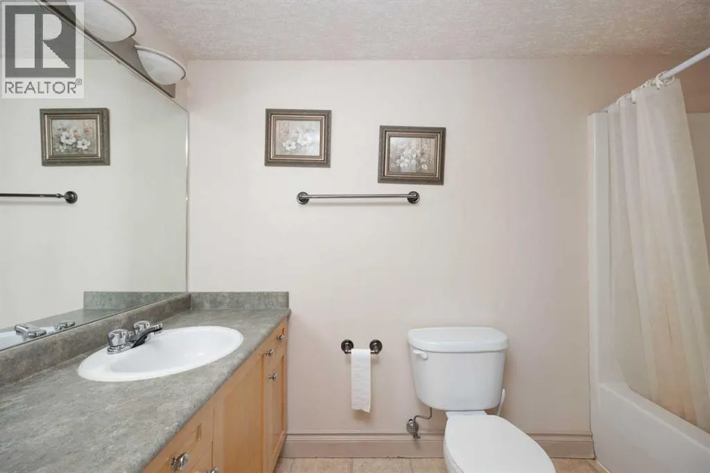 2308, 38 Riedel Street