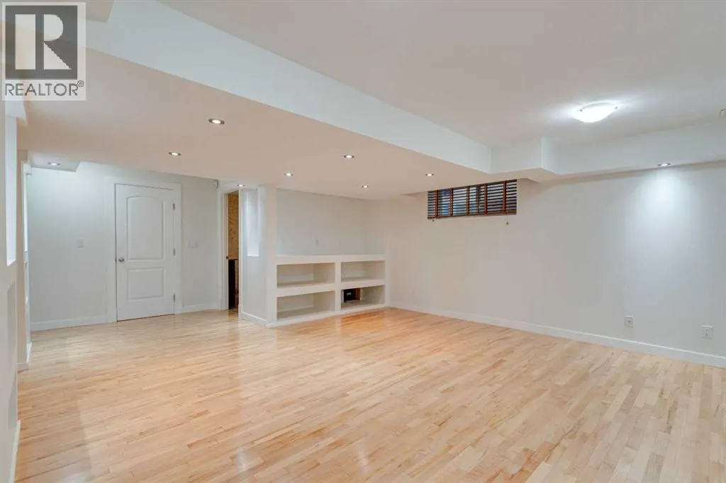 108 Tuscany Estates Close NW