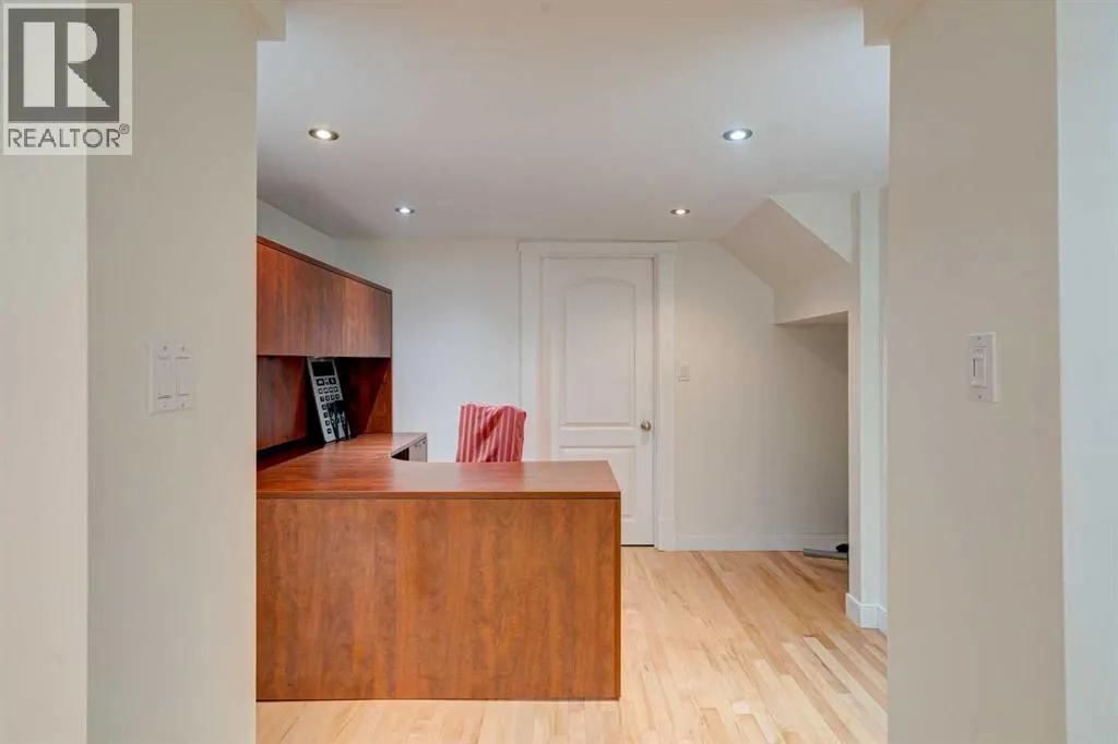 108 Tuscany Estates Close NW