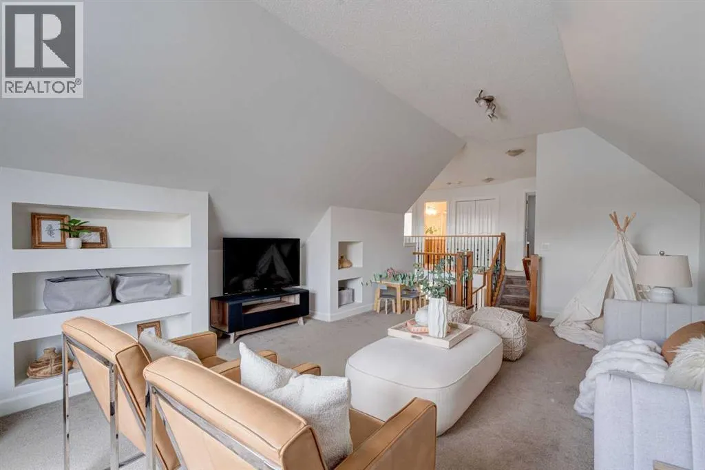 108 Tuscany Estates Close NW