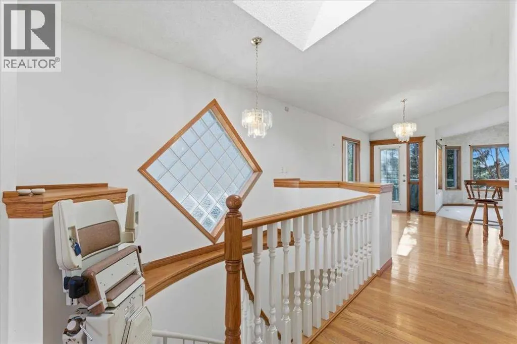 69 Scimitar Point NW