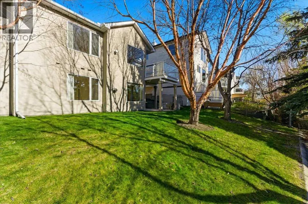 69 Scimitar Point NW