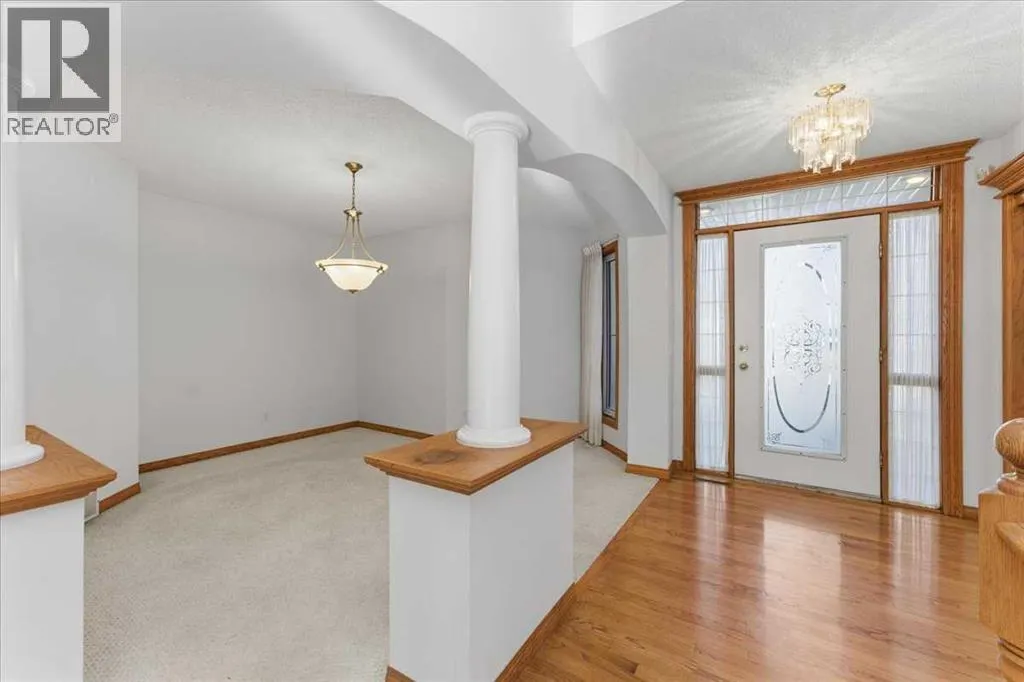 69 Scimitar Point NW