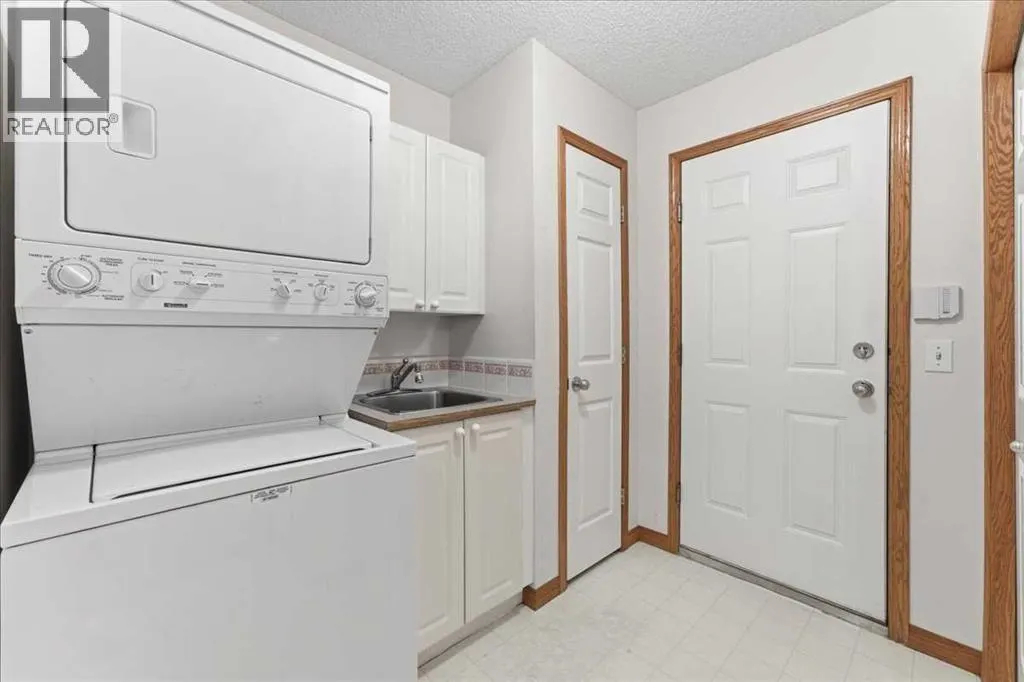 69 Scimitar Point NW