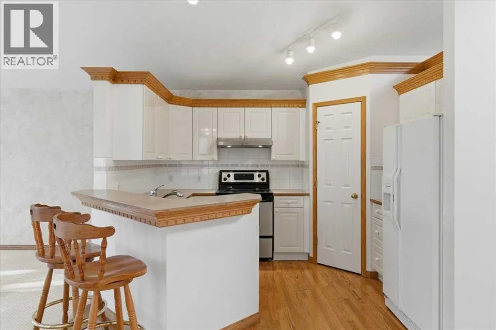 69 Scimitar Point NW