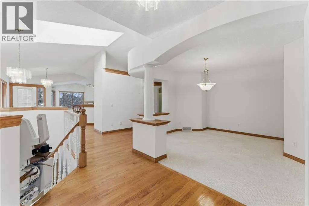 69 Scimitar Point NW