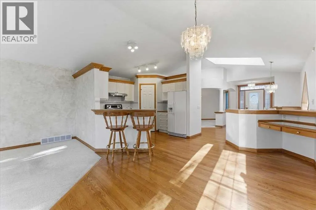 69 Scimitar Point NW