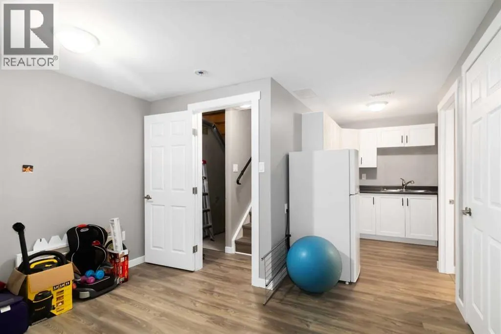 61, 711 Beacon Hill Drive