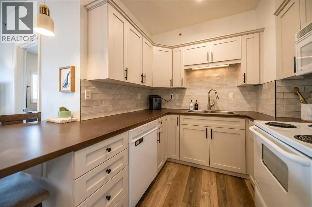 #408, 9225 Lakeland Drive