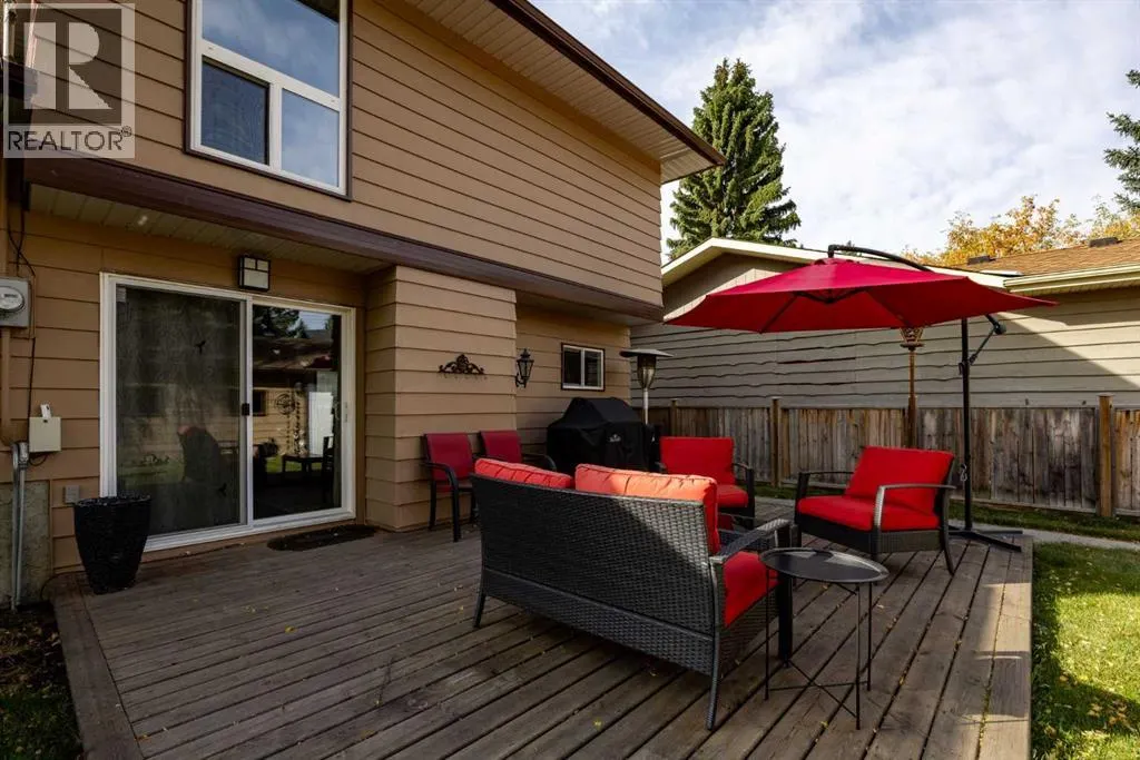 136 Parkside Crescent SE