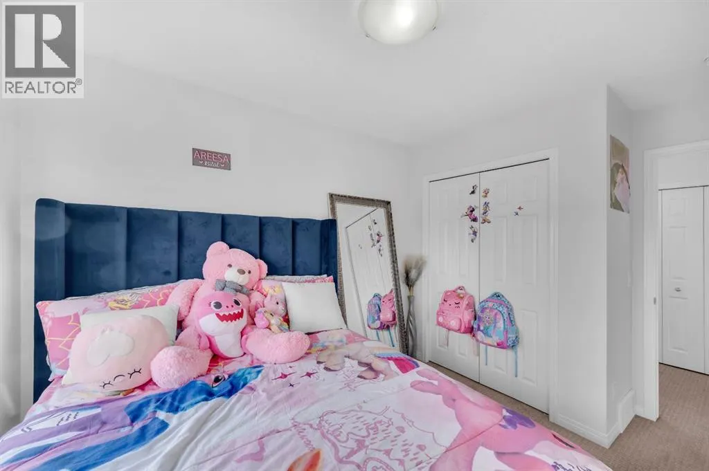 533 Savanna Boulevard NE