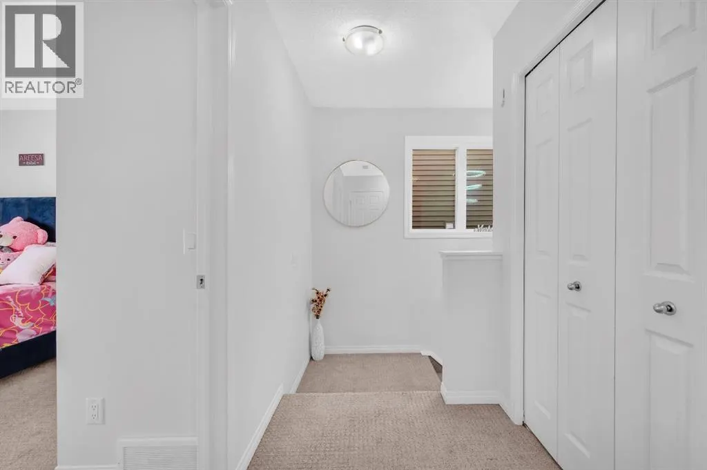 533 Savanna Boulevard NE