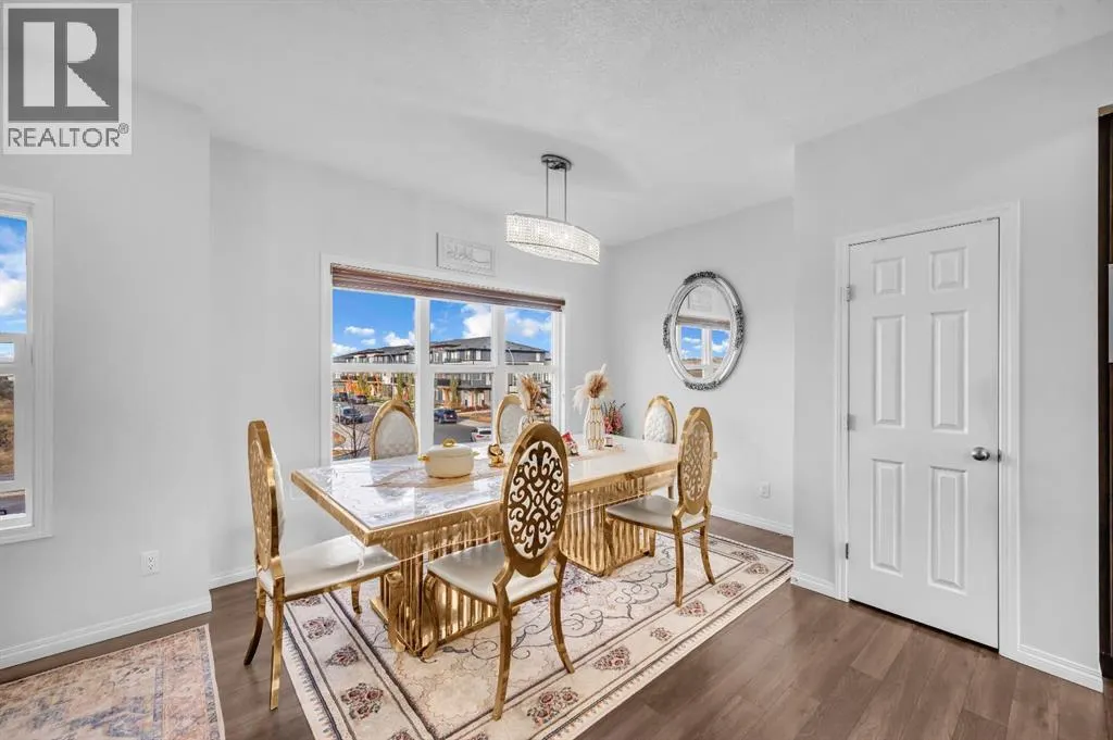 533 Savanna Boulevard NE