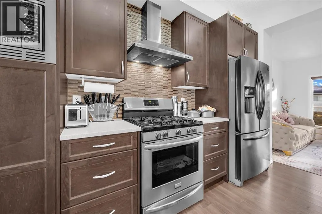 533 Savanna Boulevard NE