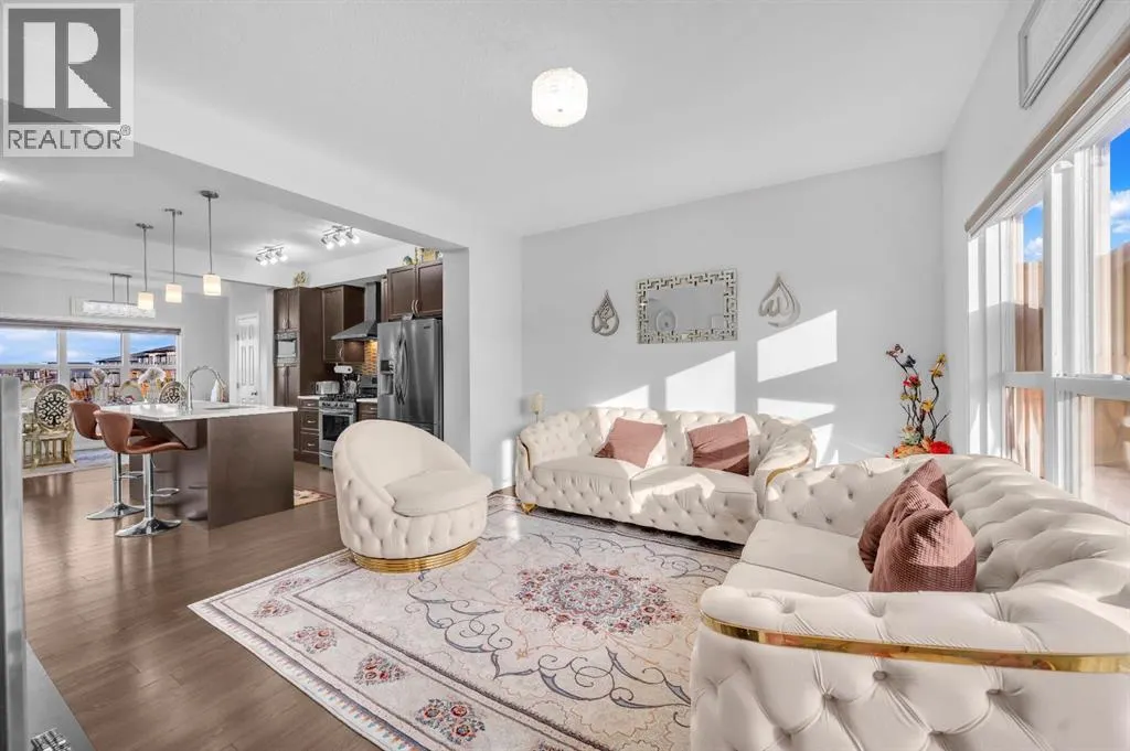 533 Savanna Boulevard NE