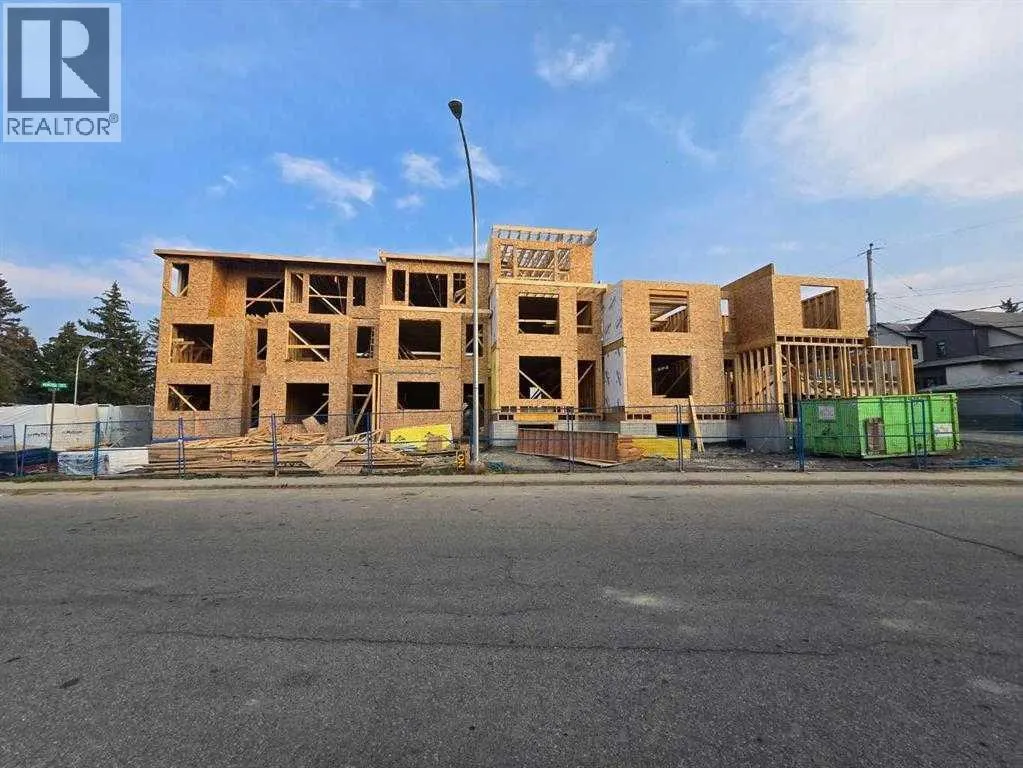 4767 Montana Crescent