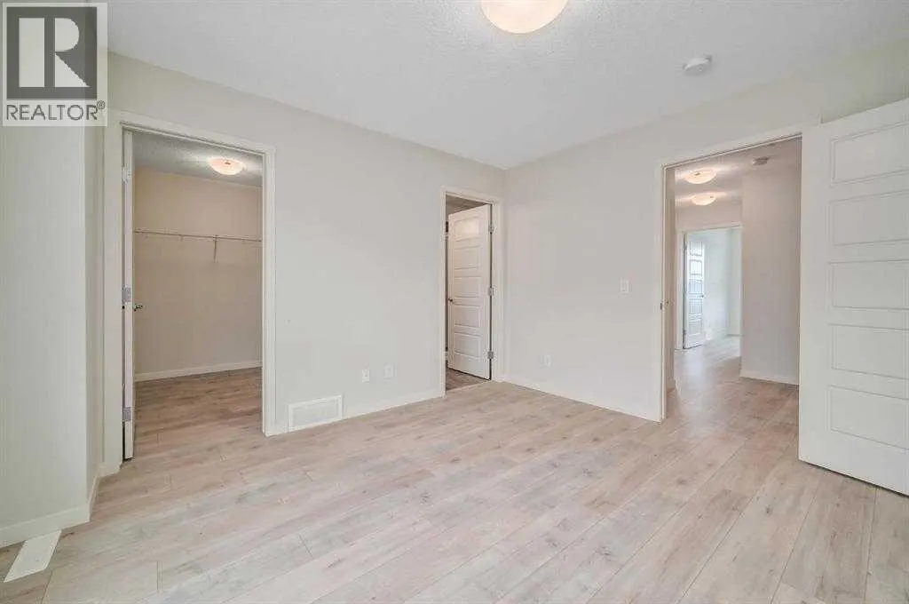 607 Nolanlake Villas NW