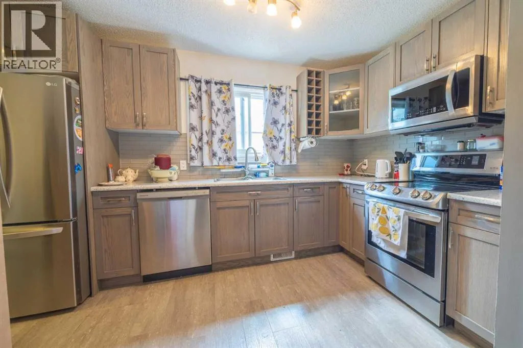 105 Deer Ridge Lane SE